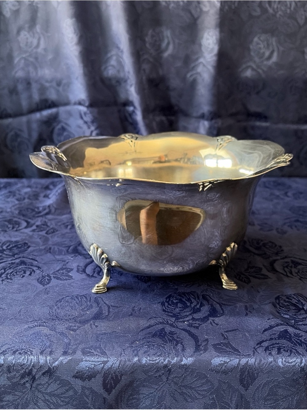 VTG W.M. Rogers Silver Plated Bowl W/Scalloped Rim #437